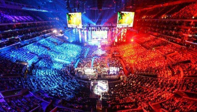 备极强的个 备极强的个