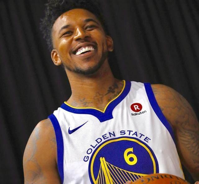 向半场阵地 向半场阵地