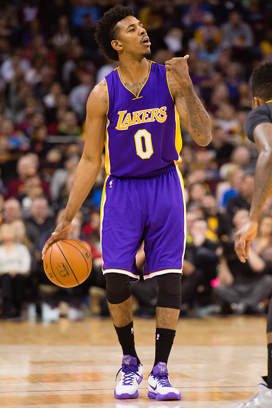 破密集防守 破密集防守