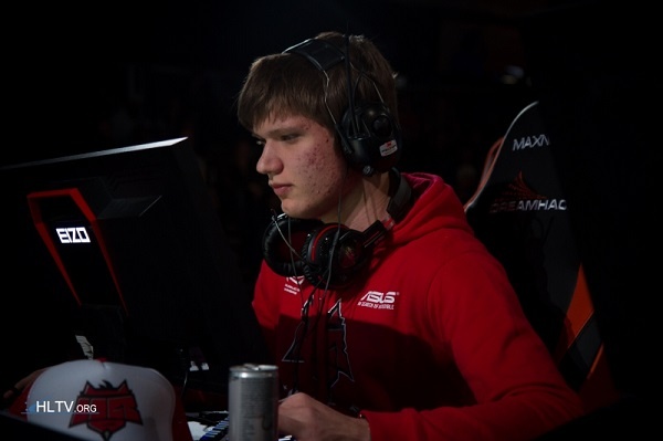 保守队形时 保守队形时